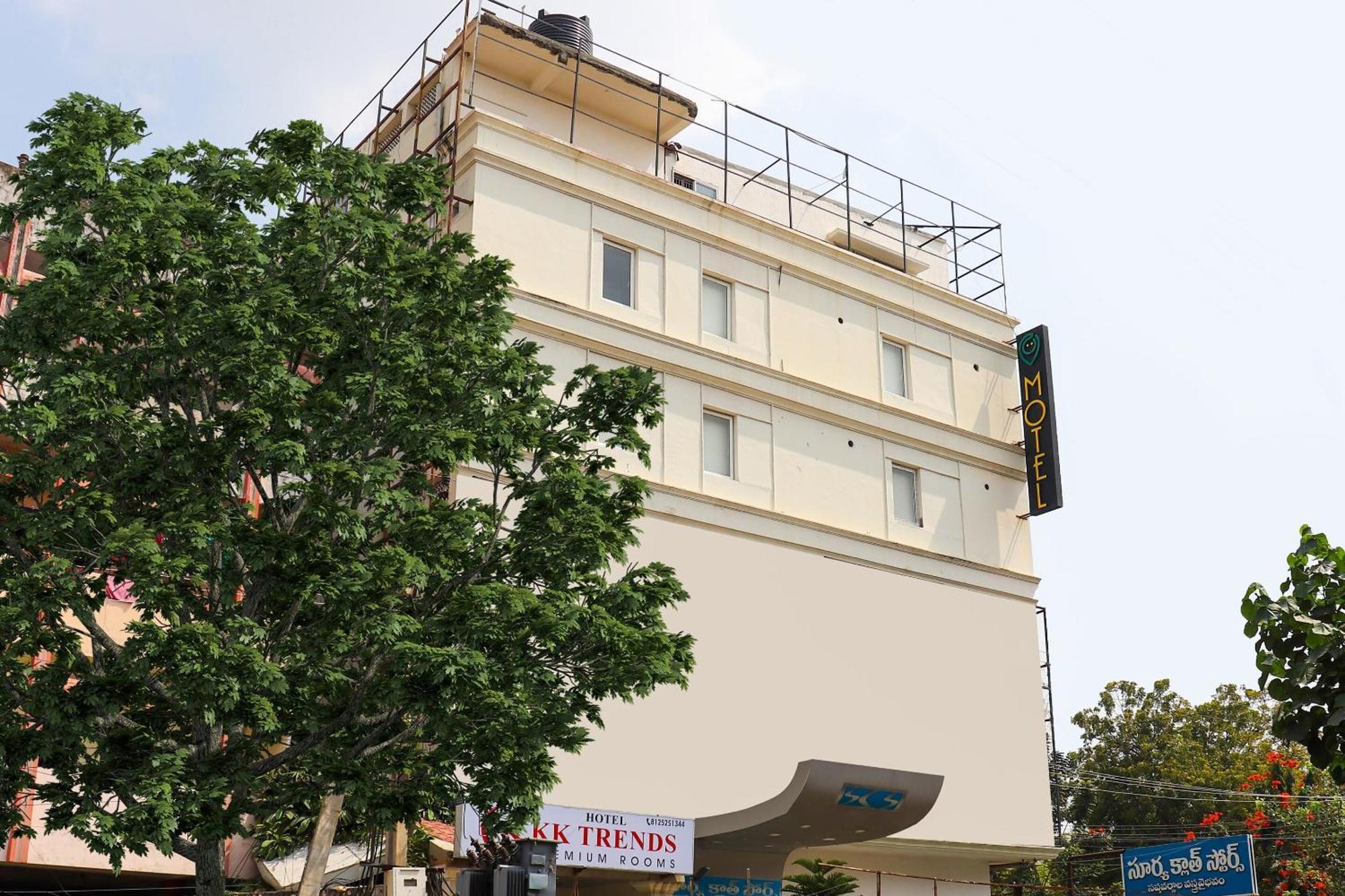 Hotel Collection O Kk Trends Vijayawāda Exterior foto